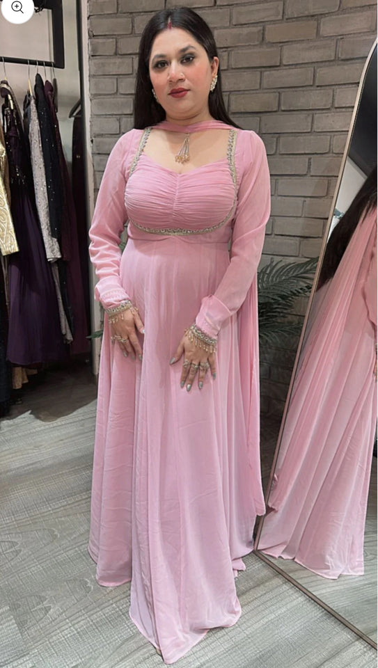 Launching New Design Fox Georgette *(Gwon&Pent&dupatta)* Reddy To Party Wear Look Design