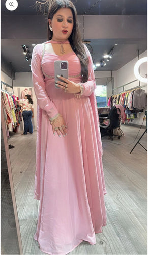 Launching New Design Fox Georgette *(Gwon&Pent&dupatta)* Reddy To Party Wear Look Design