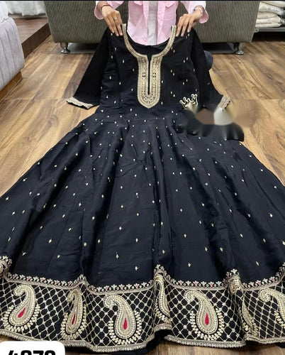 Presenting New Collection Heavy Pure Natural Crep Gown -Pent  Dupatta Set Fully Stitched Ready To Wear