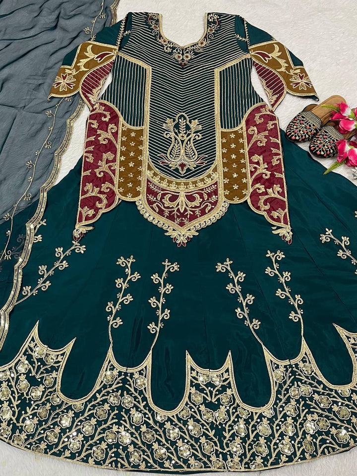 Top  Lengha With Dupatta