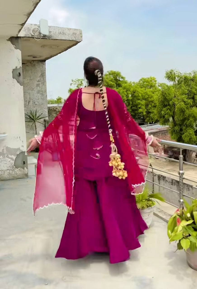 Top Lehnaga With Dupatta