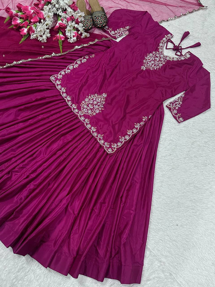 Top Lehnaga With Dupatta