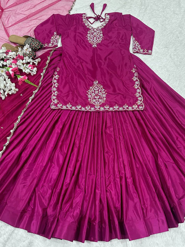 Top Lehnaga With Dupatta