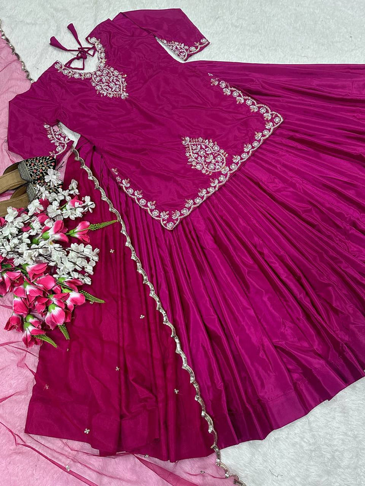 Top Lehnaga With Dupatta