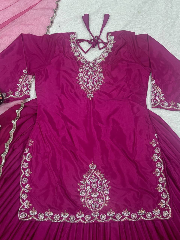 Top Lehnaga With Dupatta
