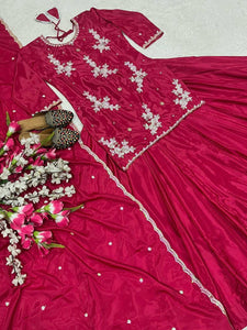 Top Lehnaga With Dupatta