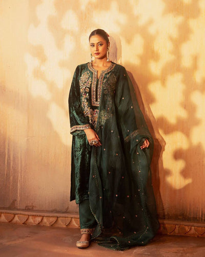 Top And Pant With Dupatta