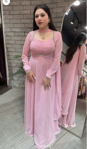 Launching New Design Fox Georgette *(Gwon&Pent&dupatta)* Reddy To Party Wear Look Design
