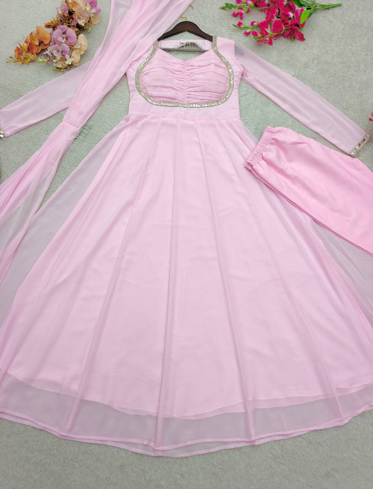 Launching New Design Fox Georgette *(Gwon&Pent&dupatta)* Reddy To Party Wear Look Design