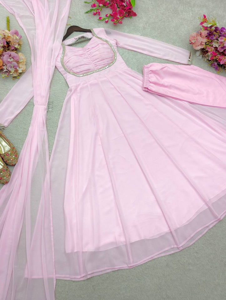 Launching New Design Fox Georgette *(Gwon&Pent&dupatta)* Reddy To Party Wear Look Design