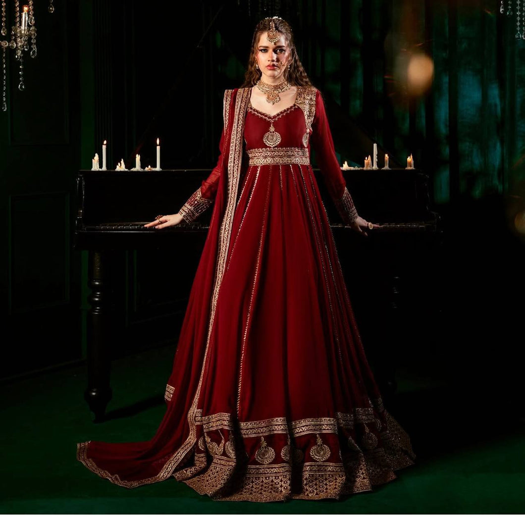 Launching New Đěsigner Party Wear Look Heavy Fox Georgette Gwon Pent & Dupatta Set