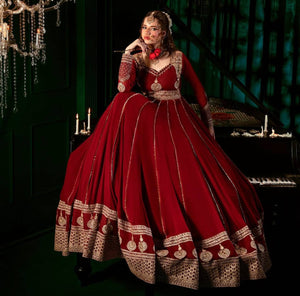 Launching New Đěsigner Party Wear Look Heavy Fox Georgette Gwon Pent & Dupatta Set