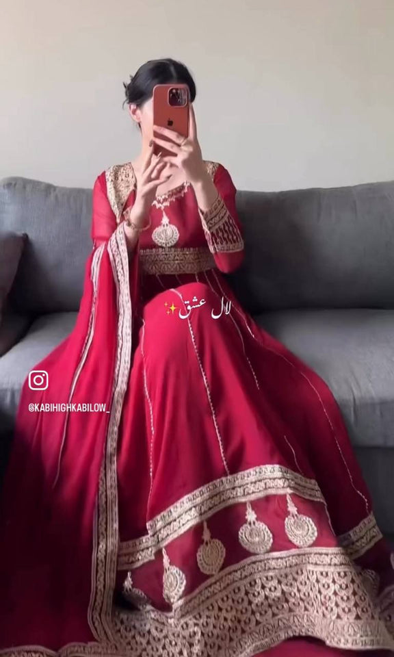 Launching New Đěsigner Party Wear Look Heavy Fox Georgette Gwon Pent & Dupatta Set