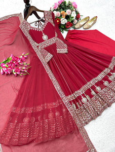 Launching New Đěsigner Party Wear Look Heavy Fox Georgette Gwon Pent & Dupatta Set