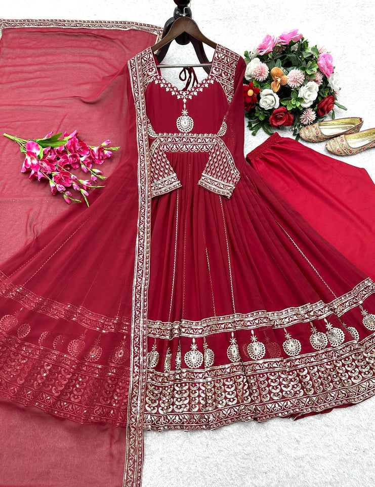 Launching New Đěsigner Party Wear Look Heavy Fox Georgette Gwon Pent & Dupatta Set