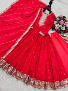 Launching New Đěsigner Party Wear Look Heavy Dola Silk Gwon Pent & Dupatta Set