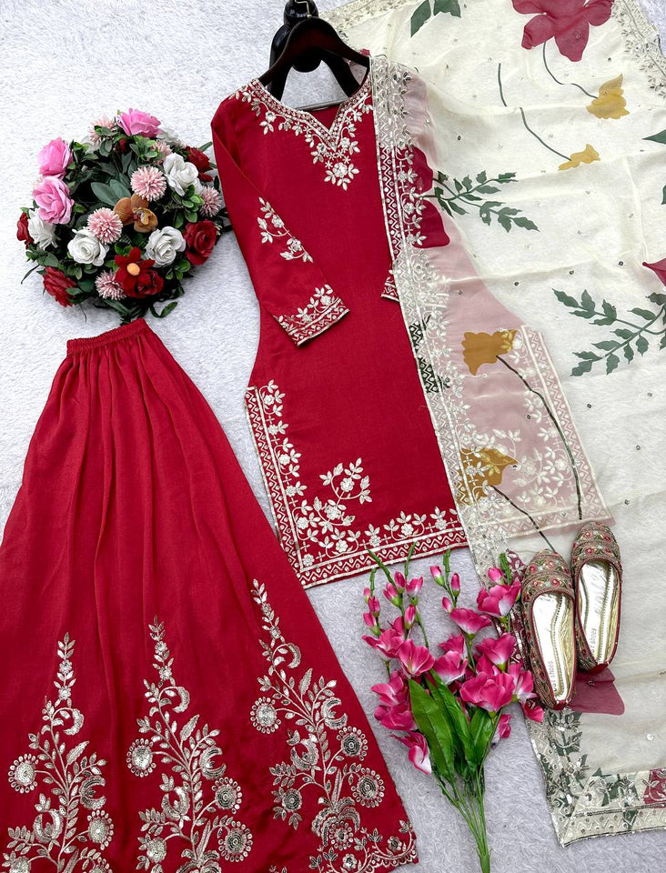 Launching New Đěsigner Party Wear Look Heavy Cinon Silk Top Sarara & Dupatta Set