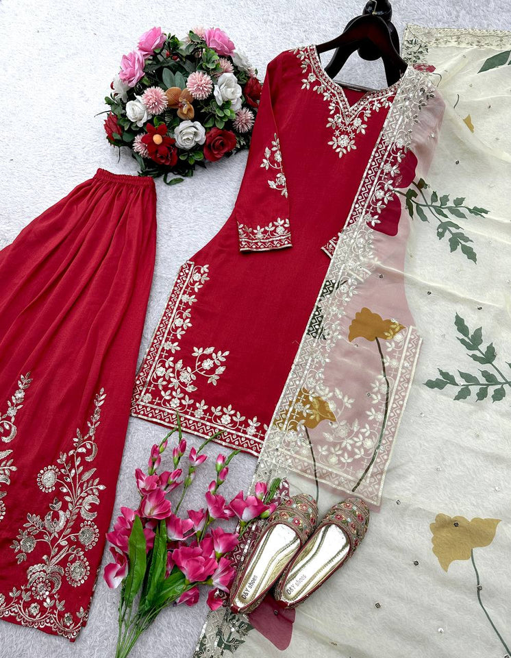Launching New Đěsigner Party Wear Look Heavy Cinon Silk Top Sarara & Dupatta Set