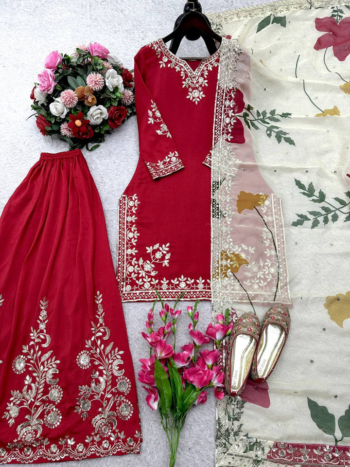 Launching New Đěsigner Party Wear Look Heavy Cinon Silk Top Sarara & Dupatta Set