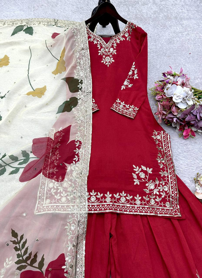 Launching New Đěsigner Party Wear Look Heavy Cinon Silk Top Sarara & Dupatta Set