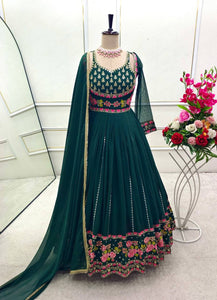 Launching New Đěsigner Tredition Look Heavy Fox Georgette Gwon Pent & Dupatta Set