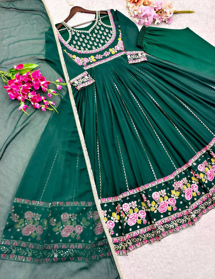 Launching New Đěsigner Tredition Look Heavy Fox Georgette Gwon Pent & Dupatta Set