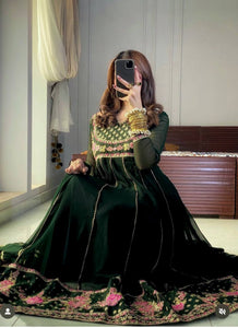 Launching New Đěsigner Tredition Look Heavy Fox Georgette Gwon Pent & Dupatta Set