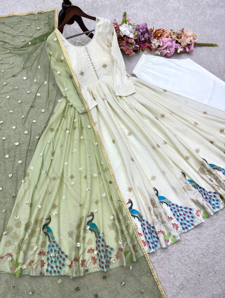 Launching New Đěsigner Tredition Look Heavy Dola Silk Gwon Pent & Dupatta Set*