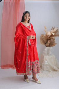 Presenting New Collection Heavy Pure Cinon Silk Gown -Pent  Dupatta Set Fully Stitched Ready To Wear