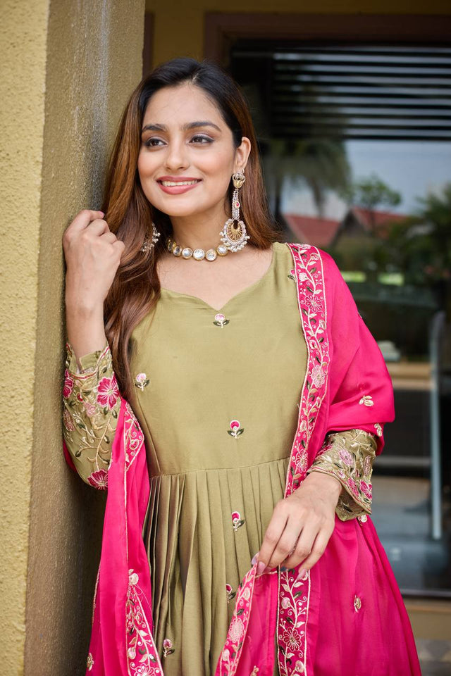 Presenting New Real Modling Pure Rangoli Silk Gown -Pent  Dupatta Set Fully Stitched Ready To Wear 🔥😍🥰*
