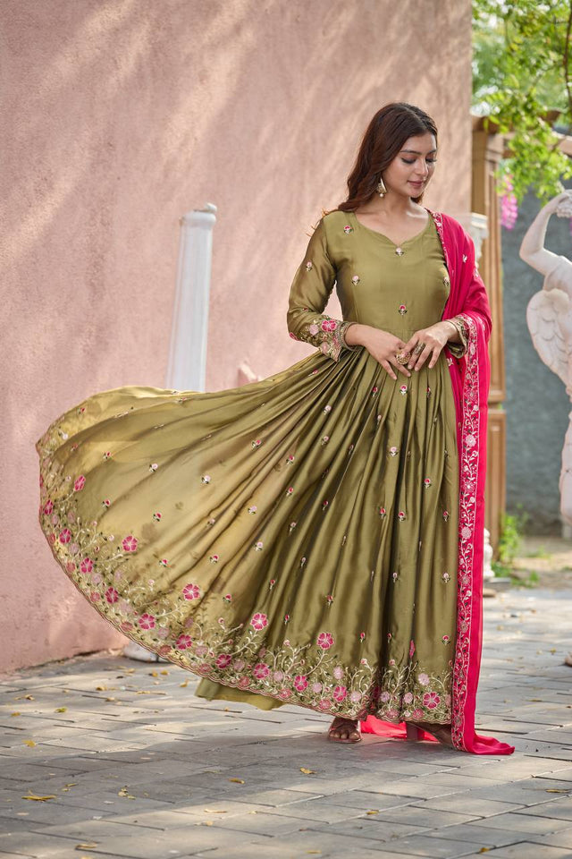 Presenting New Real Modling Pure Rangoli Silk Gown -Pent  Dupatta Set Fully Stitched Ready To Wear 🔥😍🥰*