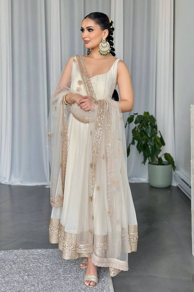 Presenting New Sumer Collection Fox Georgette Gown -Pent  Dupatta Set Fully Stitched Ready To Wear
