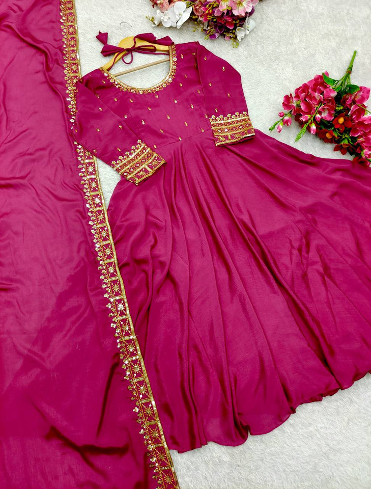 Presenting New  Pure Vichitra Silk Gwon Pent and Dupatta Set Fully Stitched Ready To Wear 🔥😍🥰*