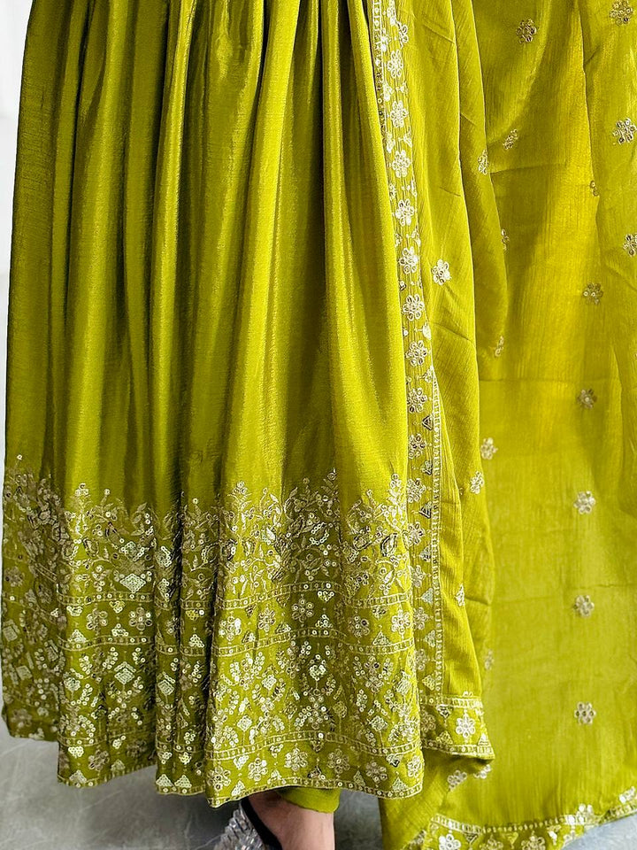 Presenting New WW Real Modling Gown-Pent Dupatta Set Fully Stitched Ready To Wear