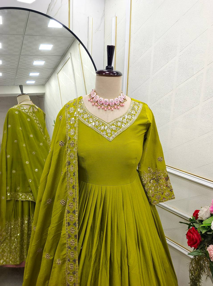 Presenting New WW Real Modling Gown-Pent Dupatta Set Fully Stitched Ready To Wear