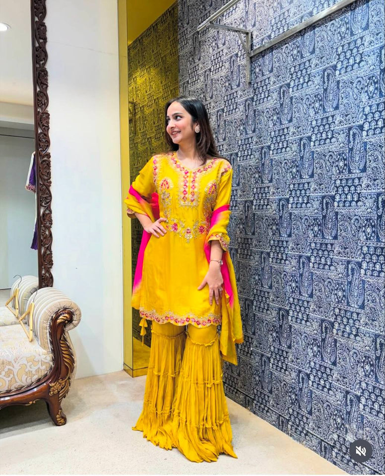 Presenting New Collection Pure Cinon Top-Sarara and Dupatta Set Fully Stitched Ready To Wear 🔥😍🥰*