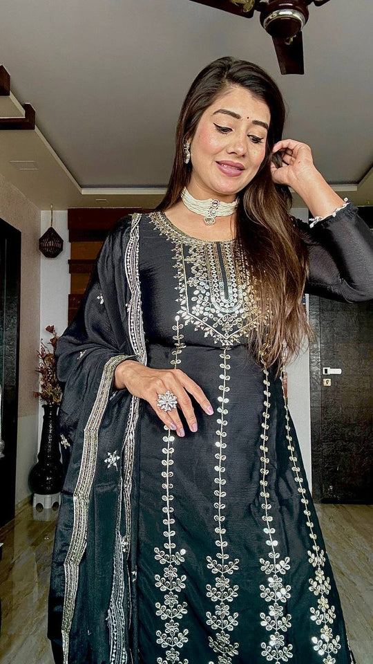 Presenting New Our WW Real Modling Products Pure Cinon Top-PPresenting New Our WW Real Modling Products Pure Cinon Top-Pent and Dupatta Set Fully Stitched Ready To Wear 🔥😍🥰*ent and Dupatta Set Fully Stitched Ready To Wear 🔥😍🥰*