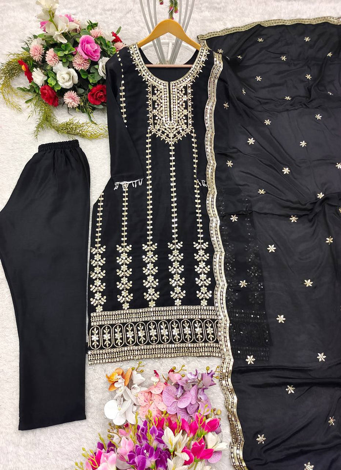 Presenting New Our WW Real Modling Products Pure Cinon Top-PPresenting New Our WW Real Modling Products Pure Cinon Top-Pent and Dupatta Set Fully Stitched Ready To Wear 🔥😍🥰*ent and Dupatta Set Fully Stitched Ready To Wear 🔥😍🥰*