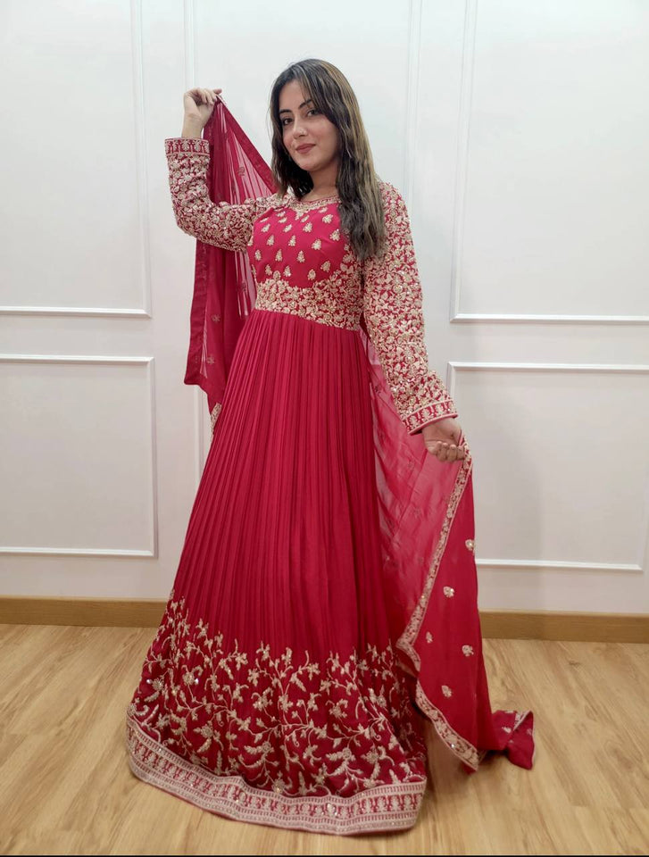Presenting New Wedding Gown -Pent  Dupatta Set Fully Stitched Ready To Wear