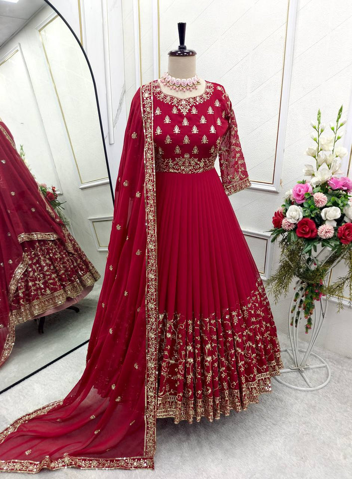 Presenting New Wedding Gown -Pent  Dupatta Set Fully Stitched Ready To Wear