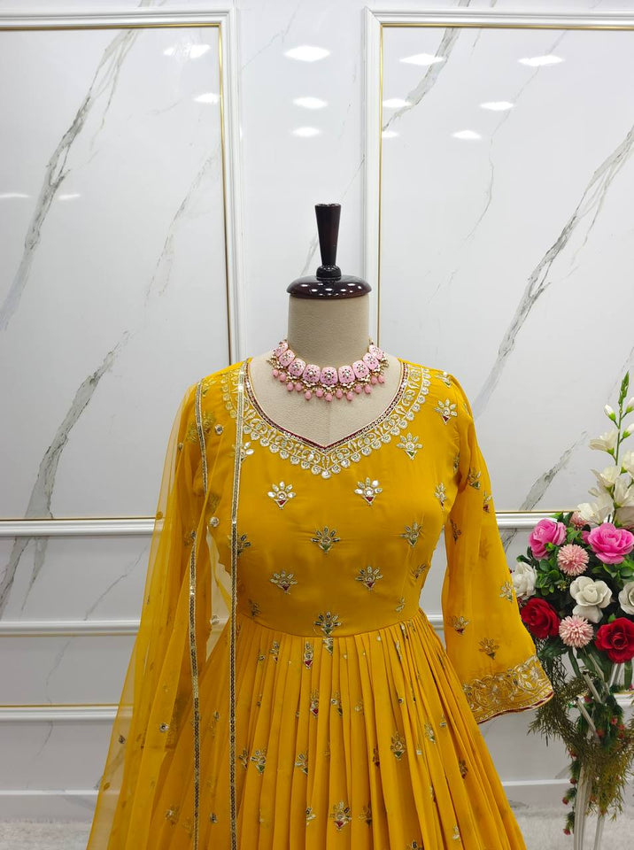 Presenting New Collection Heavy Fox Georgette Gown -Pent  Dupatta Set Fully Stitched Ready To Wear 🔥😍🥰*