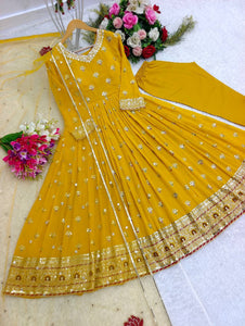 Presenting New Collection Heavy Fox Georgette Gown -Pent  Dupatta Set Fully Stitched Ready To Wear 🔥😍🥰*
