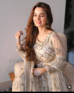 Launching New Đěsigner Anarkali Gwon With Pent Dupatt Set*  👇(*WW-1097*)👇