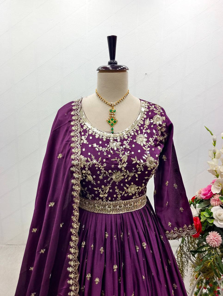 Launching New Silk Đěsigner Gwon With  Dupatt Se