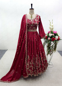 Launching New Silk Đěsigner Gwon With  Dupatt Set*👗👈