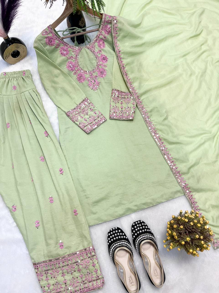 New Launching Đěsigner Party Wear Look top with farshi salwar*