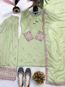 New Launching Đěsigner Party Wear Look top with farshi salwar*