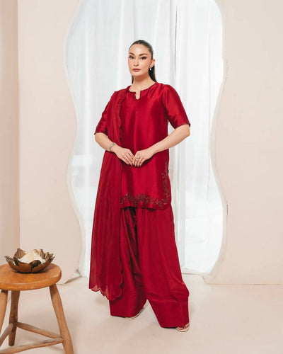 Launching New 👗 Đěsigner Party Wear Look top with farshi salwar*