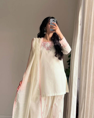 New Launching Đěsigner Party Wear Look top with farshi salwar