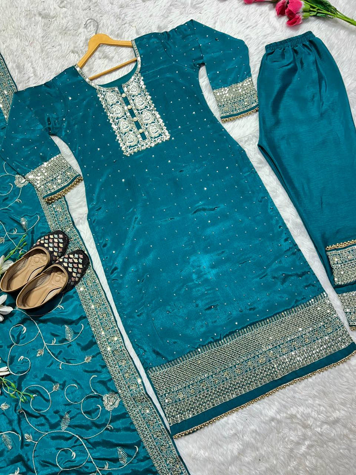 Presenting New Designer Long Pakistani Suit Top , Pant and Dupptta In Fancy Style